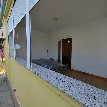 Kocijan Apartment *